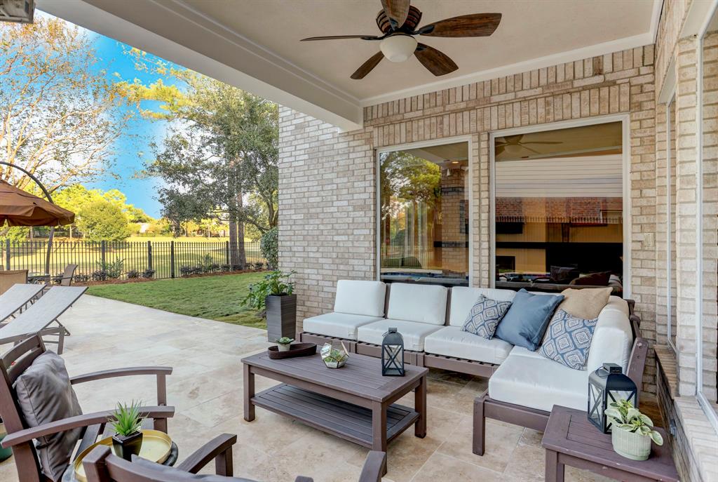 11746 2 Gallant Ridge Lane, Houston, Texas 77082, 4 Bedrooms Bedrooms, 12 Rooms Rooms,4 BathroomsBathrooms,Single-family,For Sale,Gallant Ridge,83204281
