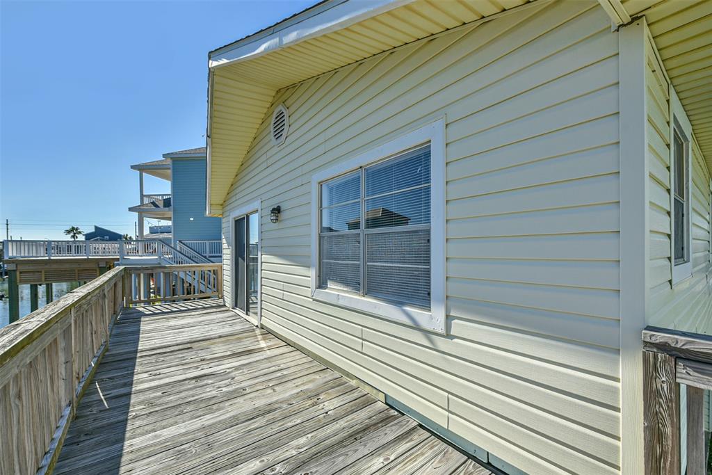 22123 1 Zapata, Galveston, Texas 77554, 3 Bedrooms Bedrooms, 6 Rooms Rooms,2 BathroomsBathrooms,Single-family,For Sale,Zapata,41729093