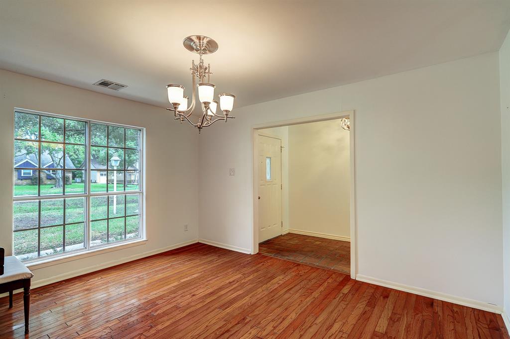 9207 2 Bronco Drive, Houston, Texas 77055, 4 Bedrooms Bedrooms, 4 Rooms Rooms,2 BathroomsBathrooms,Single-family,For Sale,Bronco,68114205
