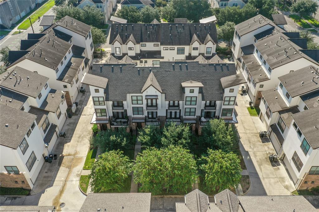 1306 3 Paige Street, Houston, Texas 77003, 2 Bedrooms Bedrooms, 2 Rooms Rooms,2 BathroomsBathrooms,Townhouse/condo,For Sale,Paige,28023075