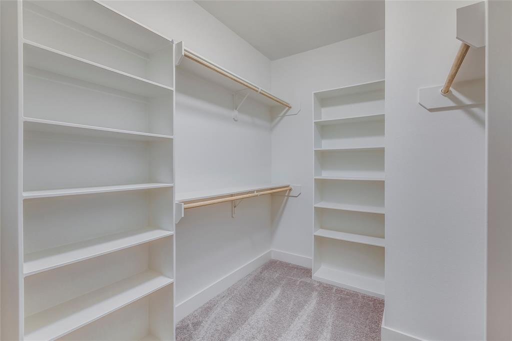 4313 2 DICKSON Street, Houston, Texas 77007, 3 Bedrooms Bedrooms, 11 Rooms Rooms,2 BathroomsBathrooms,Single-family,For Sale,DICKSON,53689624