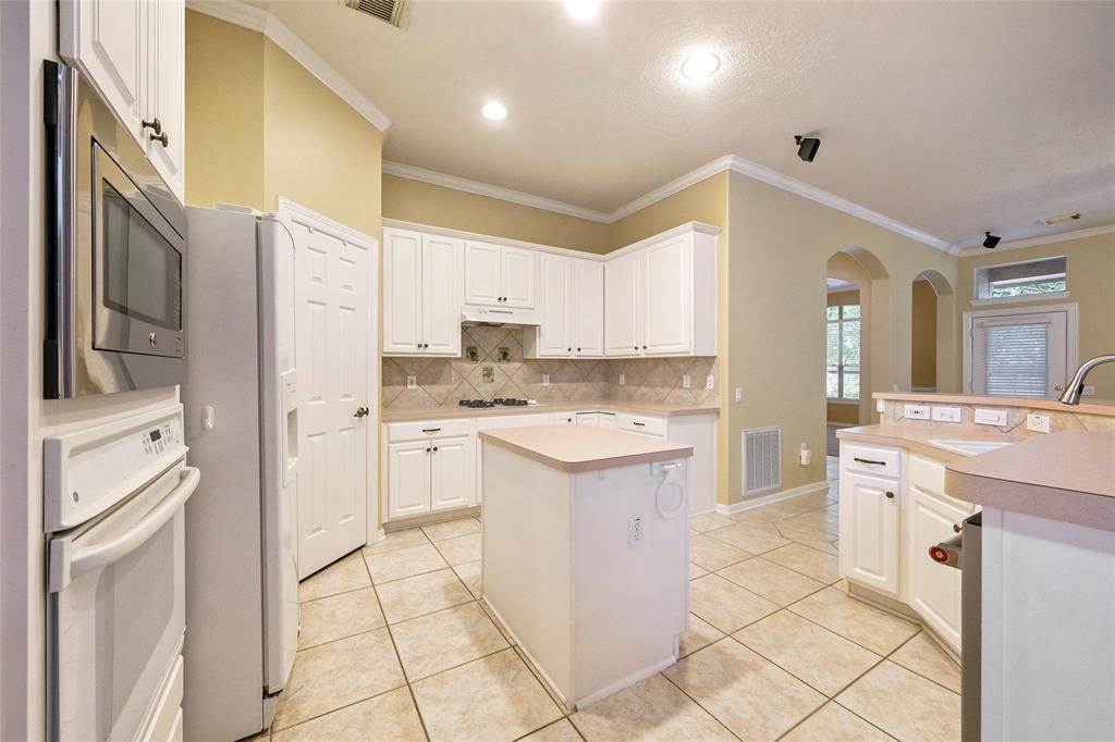 110 1 Ardsley Square Place, Spring, Texas 77382, 3 Bedrooms Bedrooms, 5 Rooms Rooms,2 BathroomsBathrooms,Single-family,For Sale,Ardsley Square,89044542