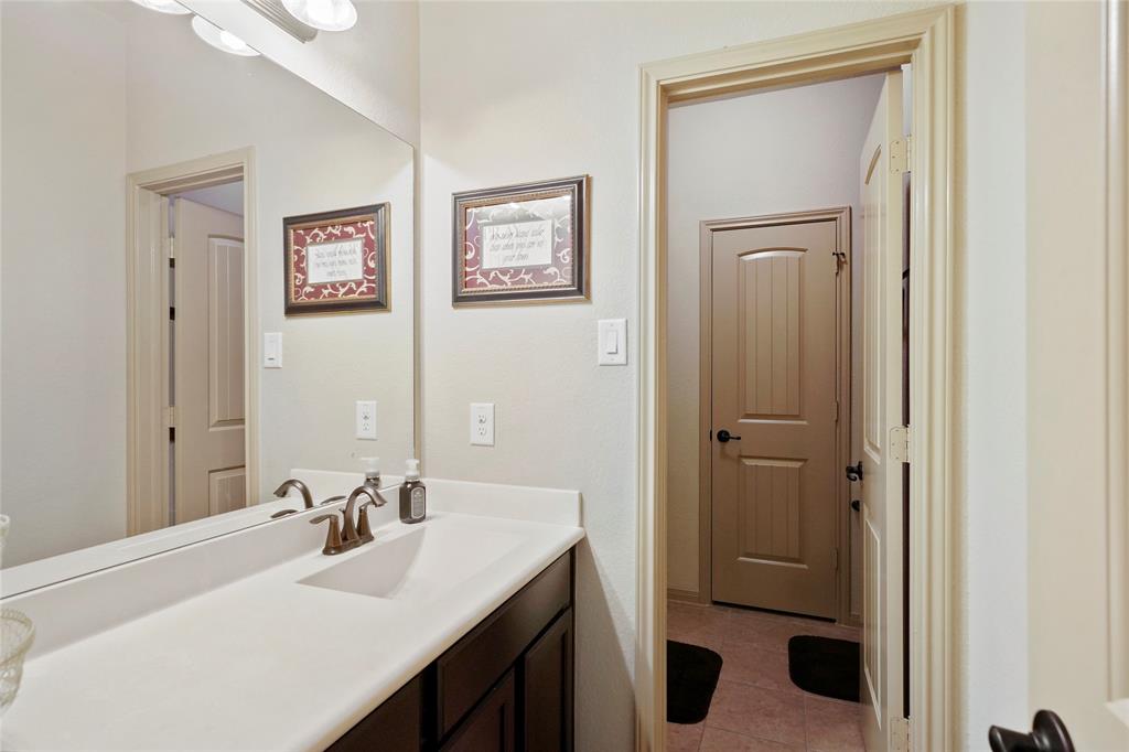 111 1.5 Springshed Place, Montgomery, Texas 77316, 4 Bedrooms Bedrooms, 9 Rooms Rooms,3 BathroomsBathrooms,Single-family,For Sale,Springshed,79439131