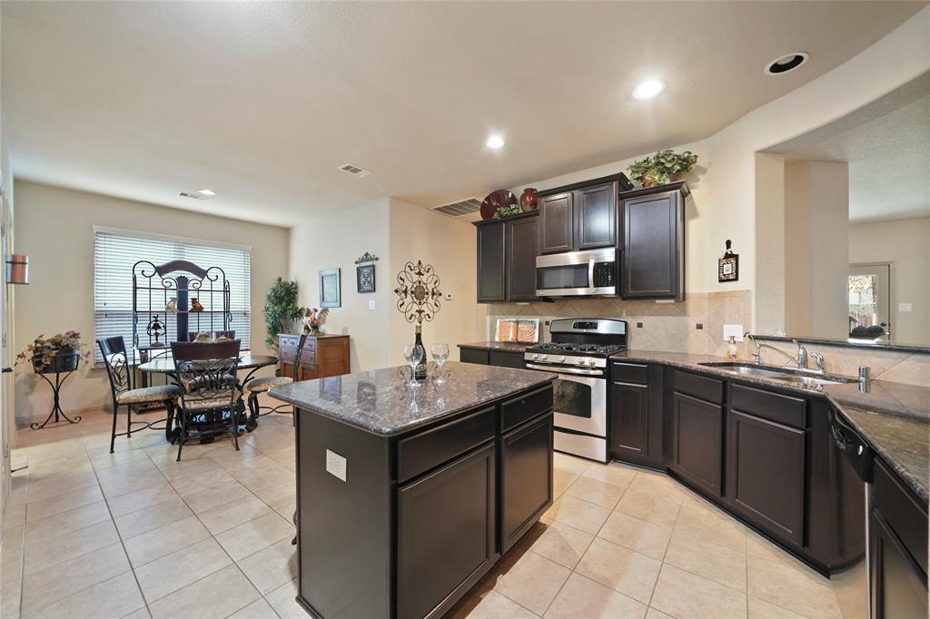 111 1.5 Springshed Place, Montgomery, Texas 77316, 4 Bedrooms Bedrooms, 9 Rooms Rooms,3 BathroomsBathrooms,Single-family,For Sale,Springshed,79439131