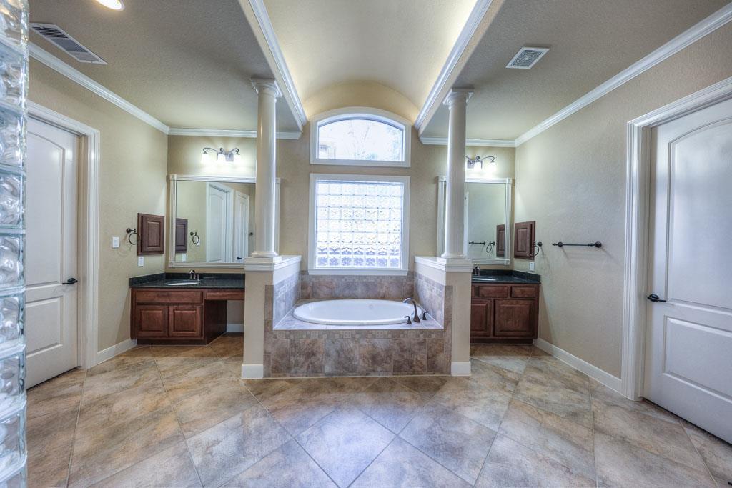 82 2 Cove View Trail, Spring, Texas 77389, 5 Bedrooms Bedrooms, 14 Rooms Rooms,4 BathroomsBathrooms,Single-family,For Sale,Cove View,5971556