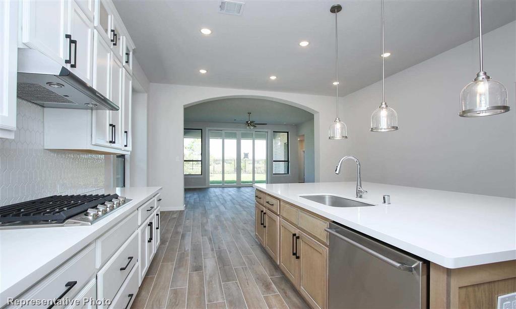 623 1 Livermore Street, Webster, Texas 77598, 4 Bedrooms Bedrooms, 7 Rooms Rooms,3 BathroomsBathrooms,Single-family,For Sale,Livermore,68359609