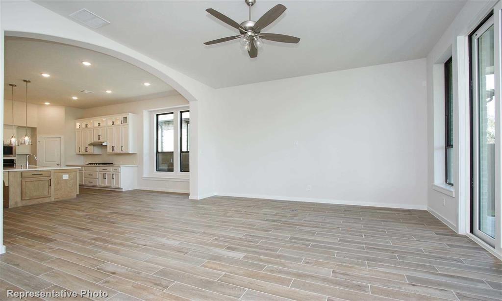 623 1 Livermore Street, Webster, Texas 77598, 4 Bedrooms Bedrooms, 7 Rooms Rooms,3 BathroomsBathrooms,Single-family,For Sale,Livermore,68359609
