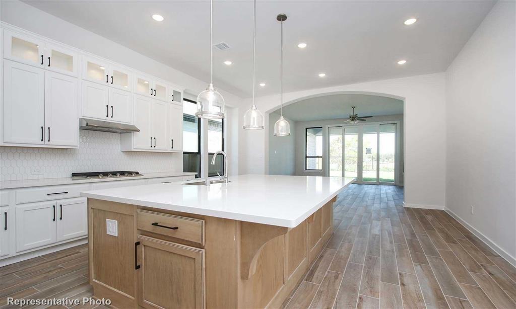 623 1 Livermore Street, Webster, Texas 77598, 4 Bedrooms Bedrooms, 7 Rooms Rooms,3 BathroomsBathrooms,Single-family,For Sale,Livermore,68359609