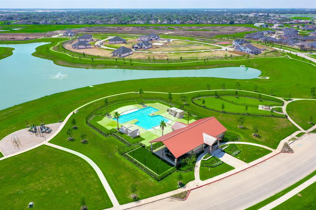 707 1 Turner Cove Court, La Porte, Texas 77571, 4 Bedrooms Bedrooms, 13 Rooms Rooms,3 BathroomsBathrooms,Single-family,For Sale,Turner Cove,83595391