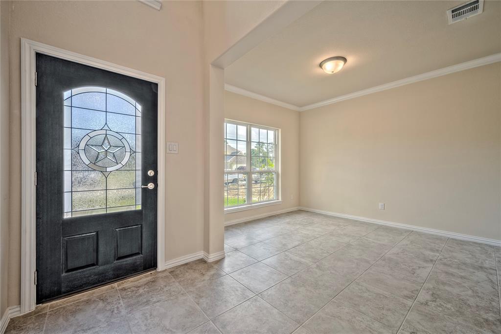 8435 2 Sunset Isles Drive, Baytown, Texas 77521, 4 Bedrooms Bedrooms, 10 Rooms Rooms,2 BathroomsBathrooms,Single-family,For Sale,Sunset Isles,76322815