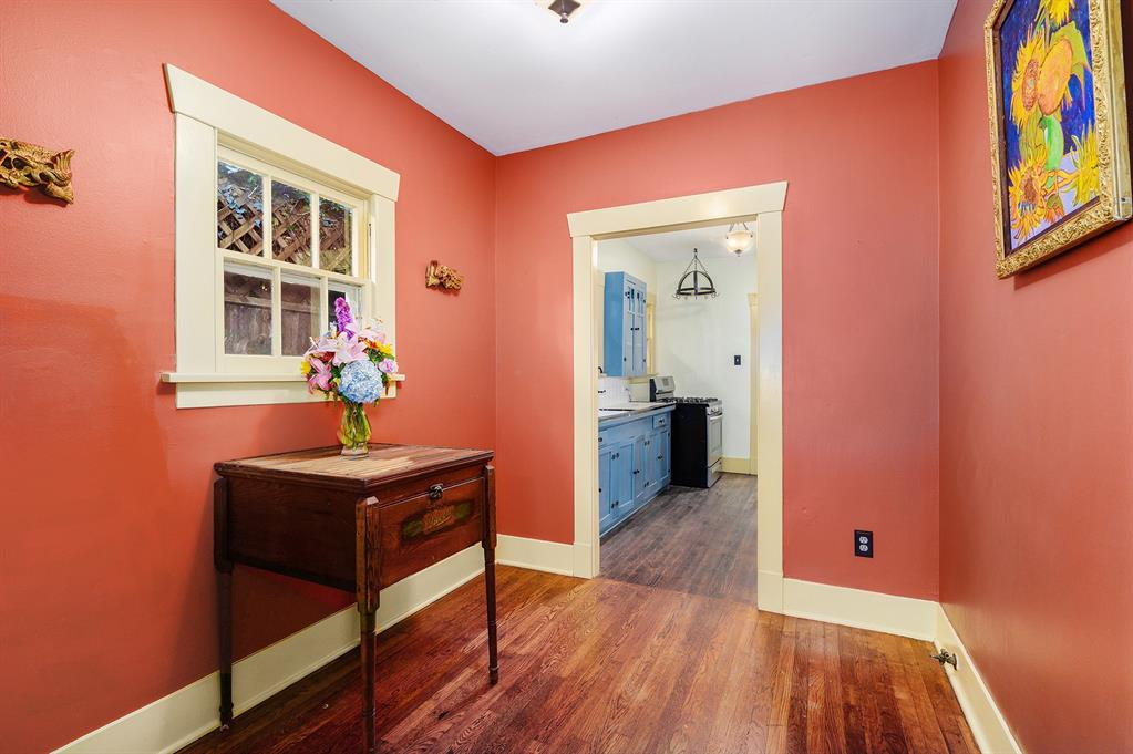 1646 1 Arlington Street, Houston, Texas 77008, 1 Bedroom Bedrooms, 4 Rooms Rooms,1 BathroomBathrooms,Single-family,For Sale,Arlington,55498860