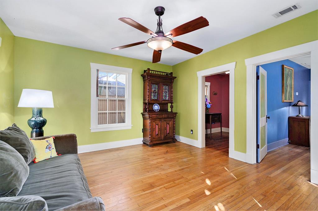 1646 1 Arlington Street, Houston, Texas 77008, 1 Bedroom Bedrooms, 4 Rooms Rooms,1 BathroomBathrooms,Single-family,For Sale,Arlington,55498860