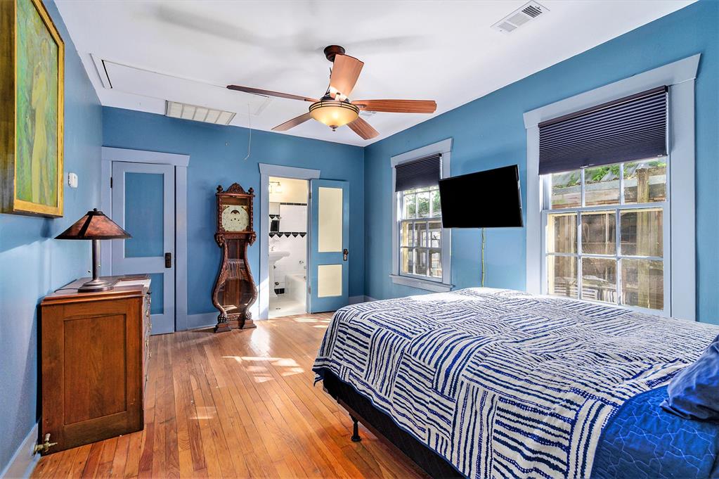 1646 1 Arlington Street, Houston, Texas 77008, 1 Bedroom Bedrooms, 4 Rooms Rooms,1 BathroomBathrooms,Single-family,For Sale,Arlington,55498860