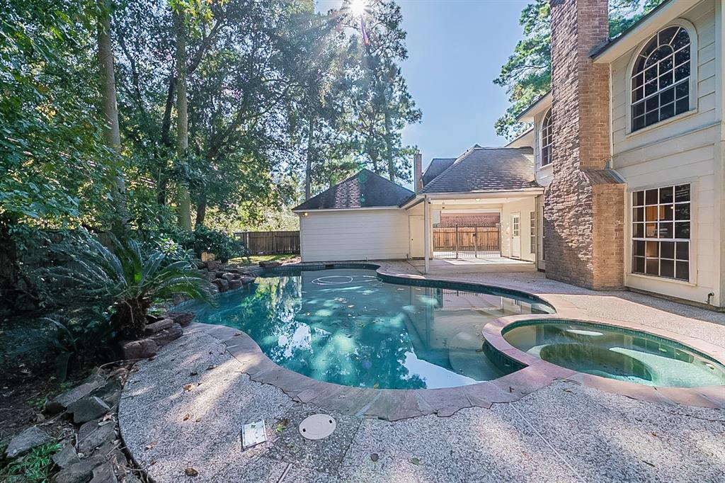 5914 2 Rocky Brook Drive, Houston, Texas 77345, 5 Bedrooms Bedrooms, 5 Rooms Rooms,3 BathroomsBathrooms,Single-family,For Sale,Rocky Brook,29616744