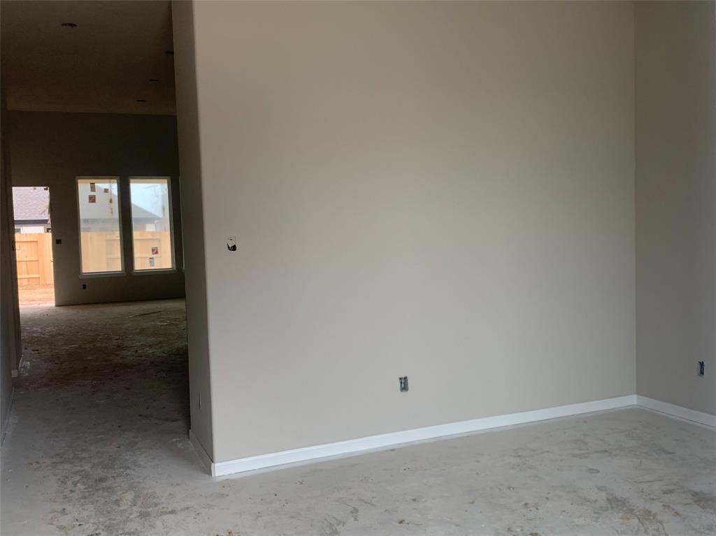 2114 2 Sand Lily Drive, Texas City, Texas 77568, 4 Bedrooms Bedrooms, 8 Rooms Rooms,2 BathroomsBathrooms,Single-family,For Sale,Sand Lily,83831546