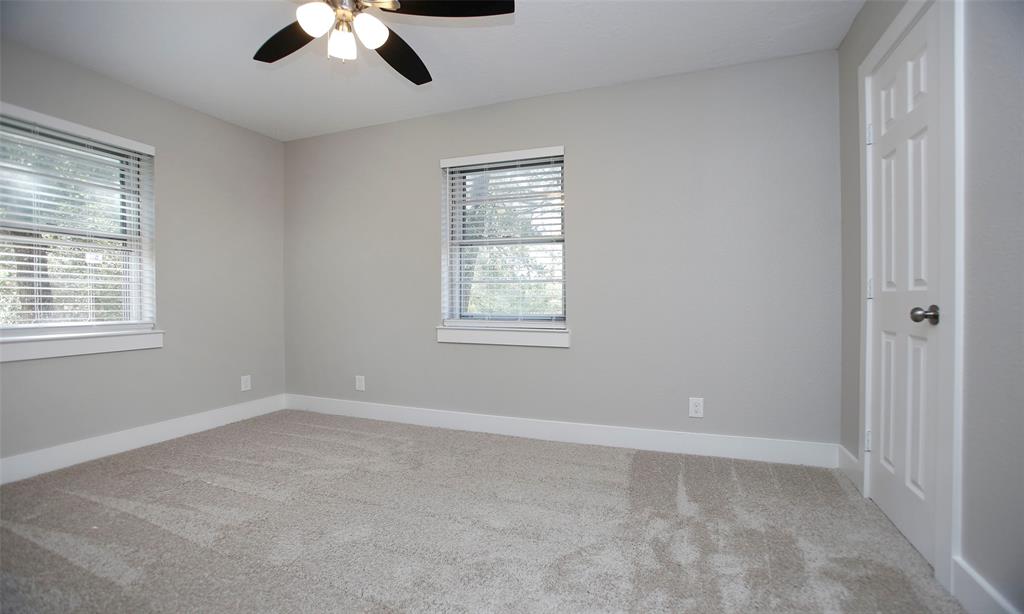 14692 1 Twin Lakes Circle, Conroe, Texas 77306, 4 Bedrooms Bedrooms, 13 Rooms Rooms,3 BathroomsBathrooms,Single-family,For Sale,Twin Lakes,84799799