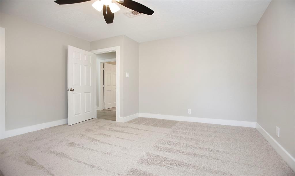 14692 1 Twin Lakes Circle, Conroe, Texas 77306, 4 Bedrooms Bedrooms, 13 Rooms Rooms,3 BathroomsBathrooms,Single-family,For Sale,Twin Lakes,84799799
