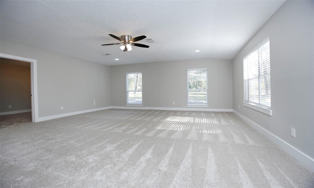 14692 1 Twin Lakes Circle, Conroe, Texas 77306, 4 Bedrooms Bedrooms, 13 Rooms Rooms,3 BathroomsBathrooms,Single-family,For Sale,Twin Lakes,84799799