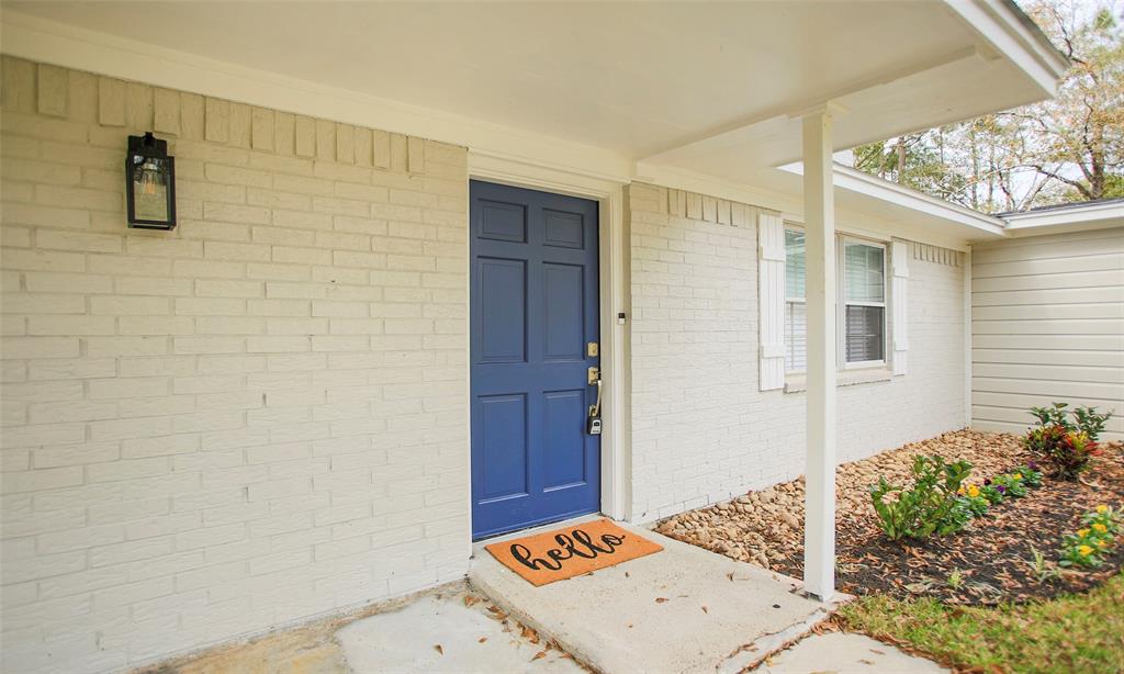 14692 1 Twin Lakes Circle, Conroe, Texas 77306, 4 Bedrooms Bedrooms, 13 Rooms Rooms,3 BathroomsBathrooms,Single-family,For Sale,Twin Lakes,84799799