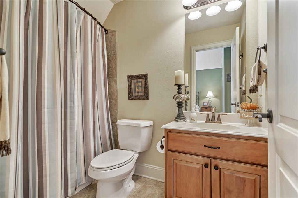 26216 2 Lauren's Court, Montgomery, Texas 77316, 4 Bedrooms Bedrooms, 9 Rooms Rooms,4 BathroomsBathrooms,Single-family,For Sale,Lauren's,2772988