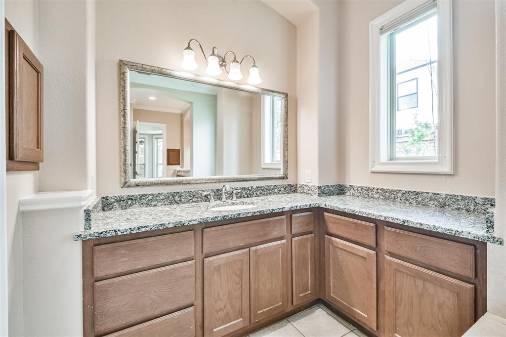 30 3 Windsor Court, Houston, Texas 77055, 5 Bedrooms Bedrooms, 12 Rooms Rooms,4 BathroomsBathrooms,Single-family,For Sale,Windsor,31300494