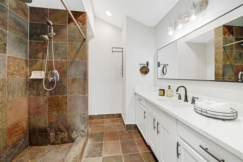 15 2 Emery Cliff Place, The Woodlands, Texas 77381, 3 Bedrooms Bedrooms, 3 Rooms Rooms,2 BathroomsBathrooms,Single-family,For Sale,Emery Cliff,79785023