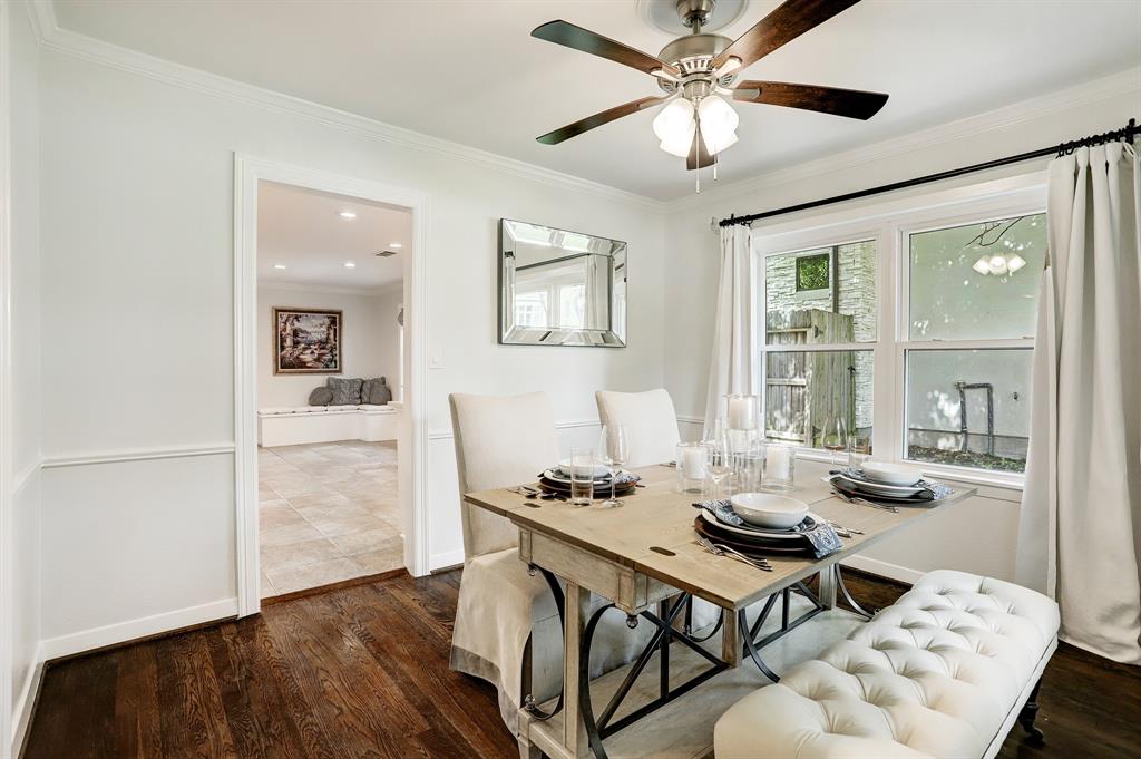5649 1 Locke Lane, Houston, Texas 77056, 3 Bedrooms Bedrooms, 13 Rooms Rooms,2 BathroomsBathrooms,Single-family,For Sale,Locke,55895339