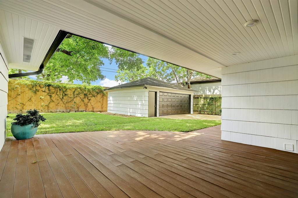 5649 1 Locke Lane, Houston, Texas 77056, 3 Bedrooms Bedrooms, 13 Rooms Rooms,2 BathroomsBathrooms,Single-family,For Sale,Locke,55895339