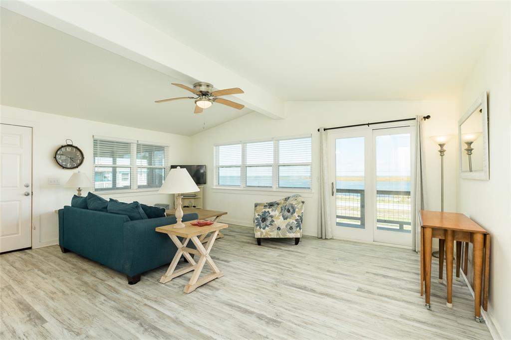 3806 1 Concho Key, Galveston, Texas 77554, 2 Bedrooms Bedrooms, 4 Rooms Rooms,2 BathroomsBathrooms,Single-family,For Sale,Concho Key,49115215