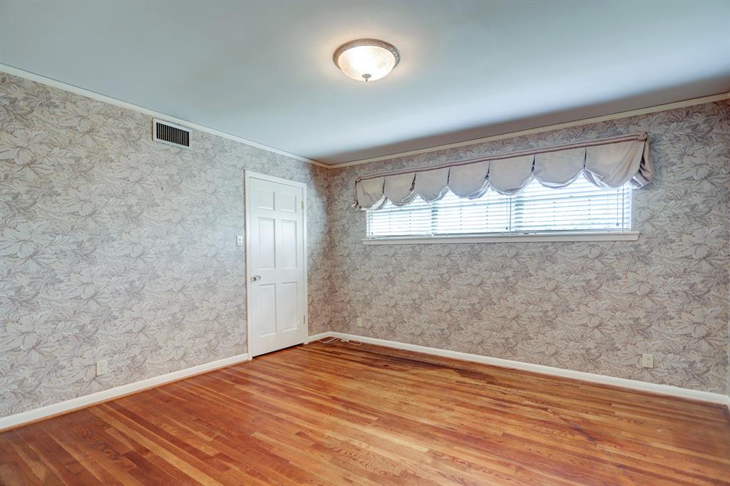6206 1 Holly Springs Drive, Houston, Texas 77057, 3 Bedrooms Bedrooms, 12 Rooms Rooms,2 BathroomsBathrooms,Single-family,For Sale,Holly Springs,53225652
