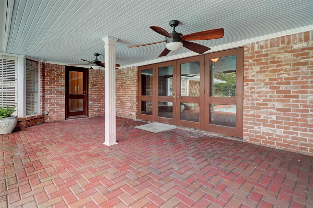 6206 1 Holly Springs Drive, Houston, Texas 77057, 3 Bedrooms Bedrooms, 12 Rooms Rooms,2 BathroomsBathrooms,Single-family,For Sale,Holly Springs,53225652