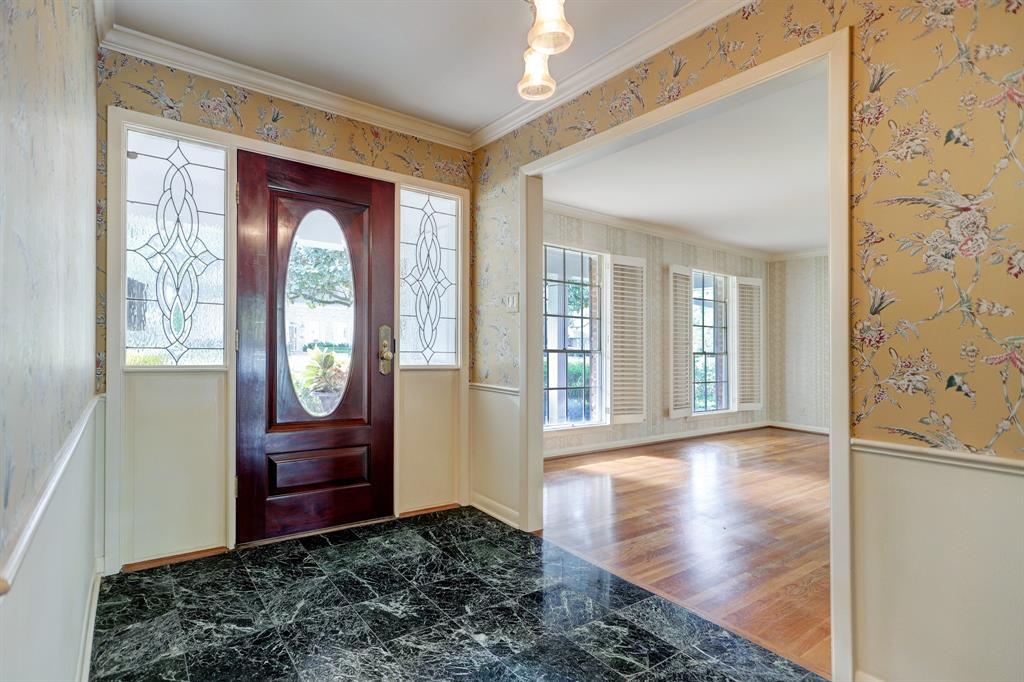 6206 1 Holly Springs Drive, Houston, Texas 77057, 3 Bedrooms Bedrooms, 12 Rooms Rooms,2 BathroomsBathrooms,Single-family,For Sale,Holly Springs,53225652