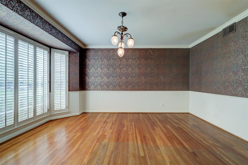 6206 1 Holly Springs Drive, Houston, Texas 77057, 3 Bedrooms Bedrooms, 12 Rooms Rooms,2 BathroomsBathrooms,Single-family,For Sale,Holly Springs,53225652