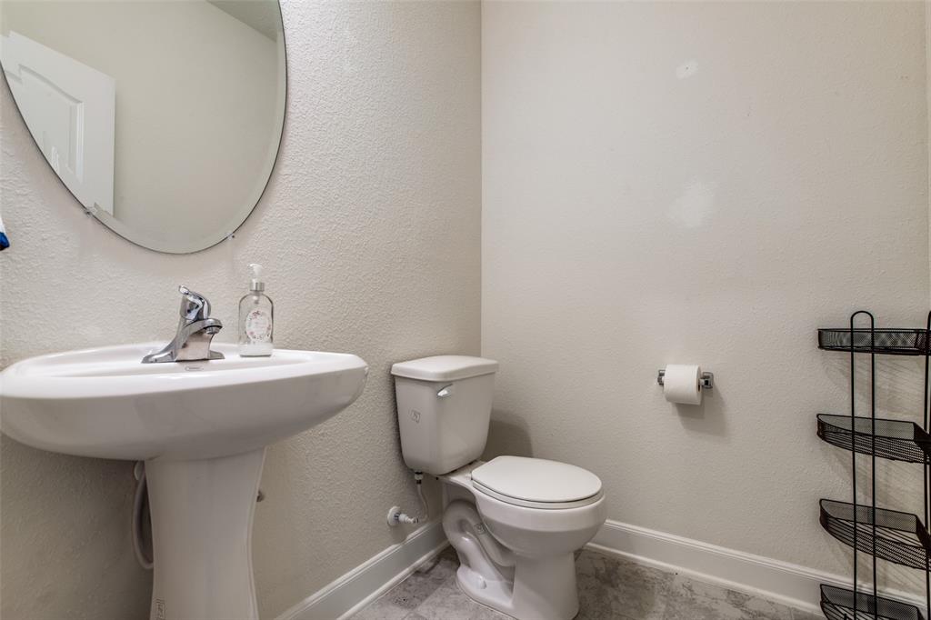20706 2 Kings Timber Trail, Humble, Texas 77346, 4 Bedrooms Bedrooms, 14 Rooms Rooms,3 BathroomsBathrooms,Single-family,For Sale,Kings Timber,76365586