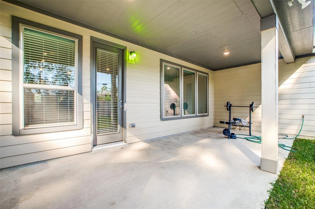 20706 2 Kings Timber Trail, Humble, Texas 77346, 4 Bedrooms Bedrooms, 14 Rooms Rooms,3 BathroomsBathrooms,Single-family,For Sale,Kings Timber,76365586