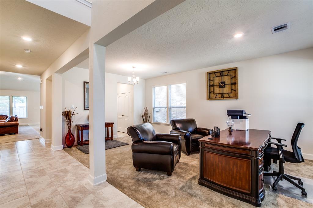 20706 2 Kings Timber Trail, Humble, Texas 77346, 4 Bedrooms Bedrooms, 14 Rooms Rooms,3 BathroomsBathrooms,Single-family,For Sale,Kings Timber,76365586