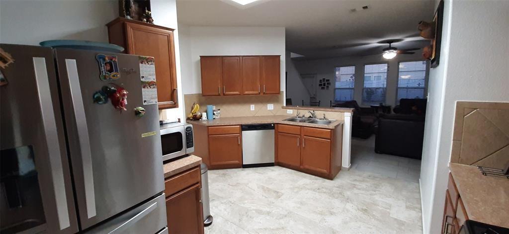 19638 2 Hardwood Ridge Trail, Cypress, Texas 77429, 4 Bedrooms Bedrooms, 7 Rooms Rooms,3 BathroomsBathrooms,Single-family,For Sale,Hardwood Ridge,69556902