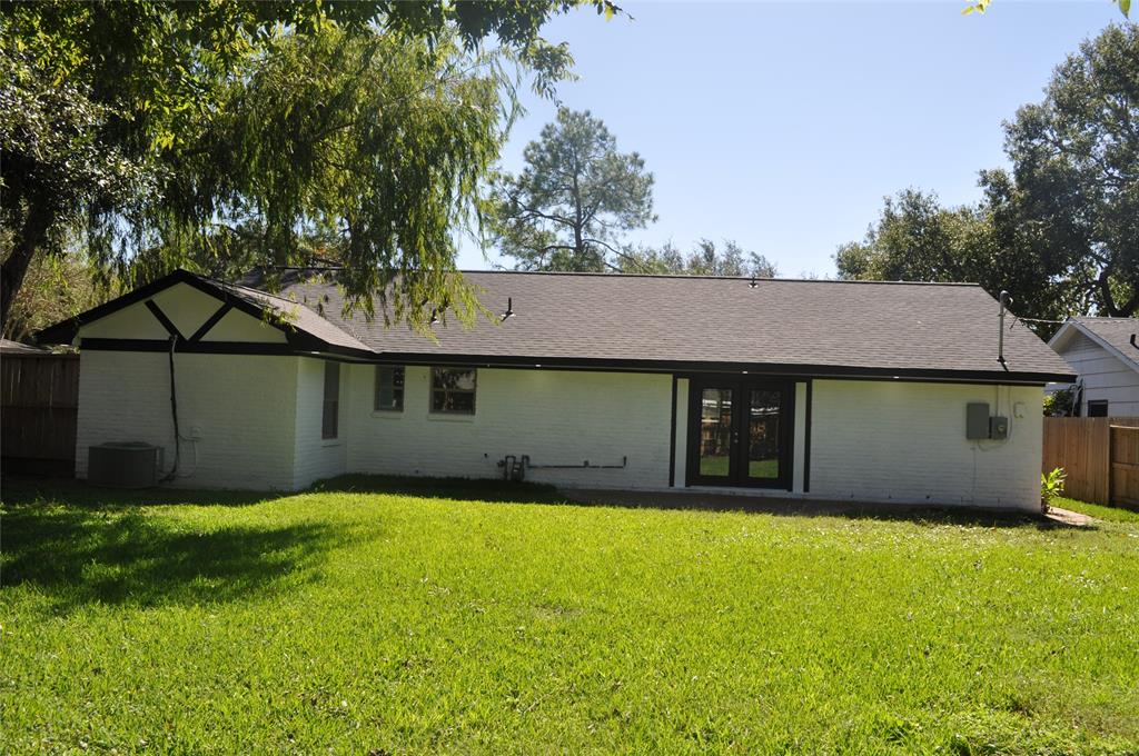7038 1 Langdon Lane, Houston, Texas 77074, 3 Bedrooms Bedrooms, 3 Rooms Rooms,2 BathroomsBathrooms,Single-family,For Sale,Langdon,80446157