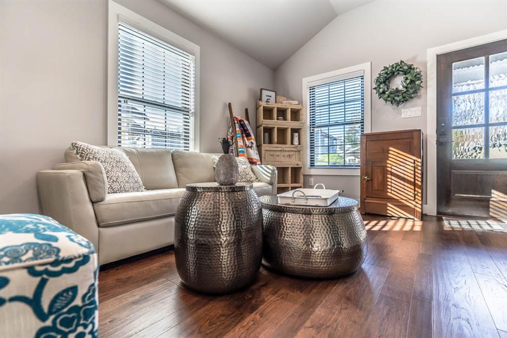 844 1 24th Street, Houston, Texas 77009, 3 Bedrooms Bedrooms, 5 Rooms Rooms,2 BathroomsBathrooms,Single-family,For Sale,24th,78935984