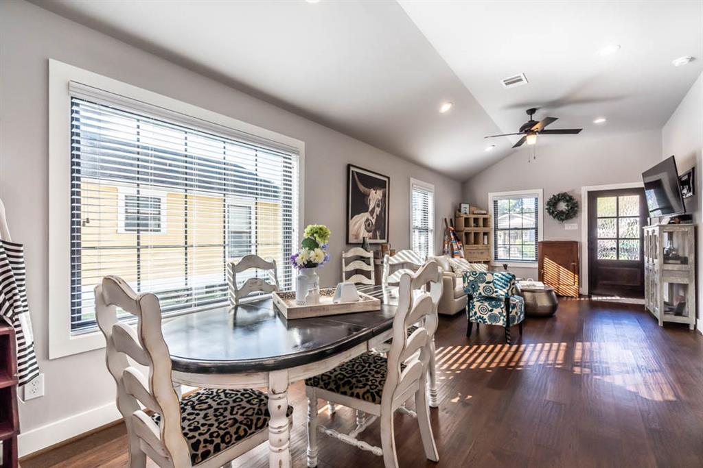 844 1 24th Street, Houston, Texas 77009, 3 Bedrooms Bedrooms, 5 Rooms Rooms,2 BathroomsBathrooms,Single-family,For Sale,24th,78935984
