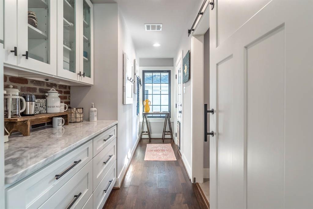 844 1 24th Street, Houston, Texas 77009, 3 Bedrooms Bedrooms, 5 Rooms Rooms,2 BathroomsBathrooms,Single-family,For Sale,24th,78935984