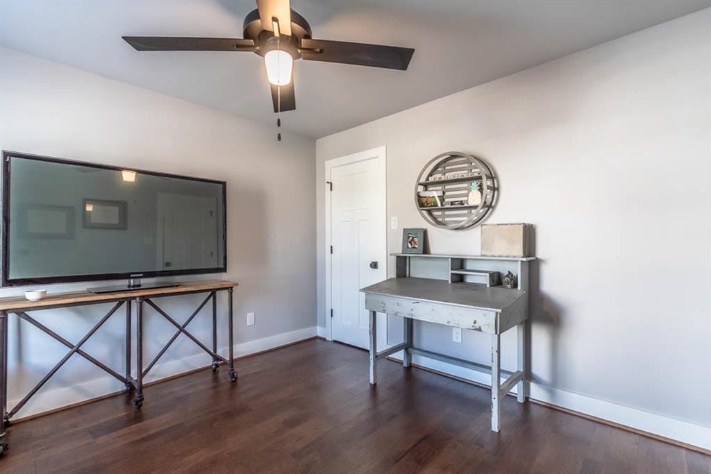 844 1 24th Street, Houston, Texas 77009, 3 Bedrooms Bedrooms, 5 Rooms Rooms,2 BathroomsBathrooms,Single-family,For Sale,24th,78935984