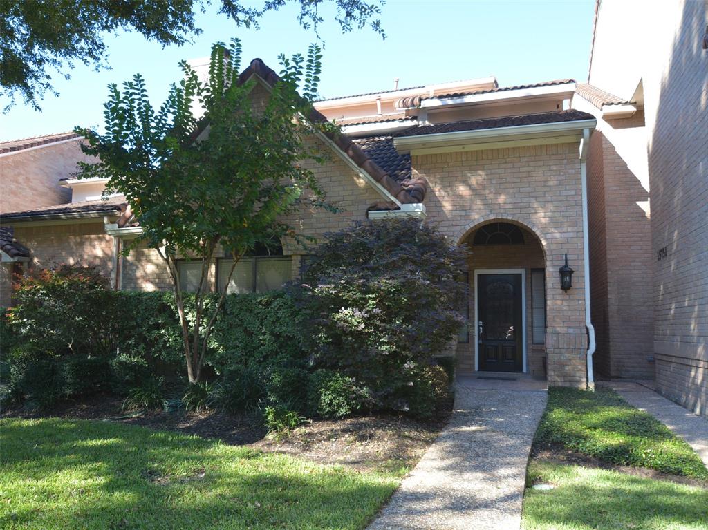 15763 2 Tanya Circle, Houston, Texas 77079, 4 Bedrooms Bedrooms, 8 Rooms Rooms,4 BathroomsBathrooms,Townhouse/condo,For Sale,Tanya,61230094