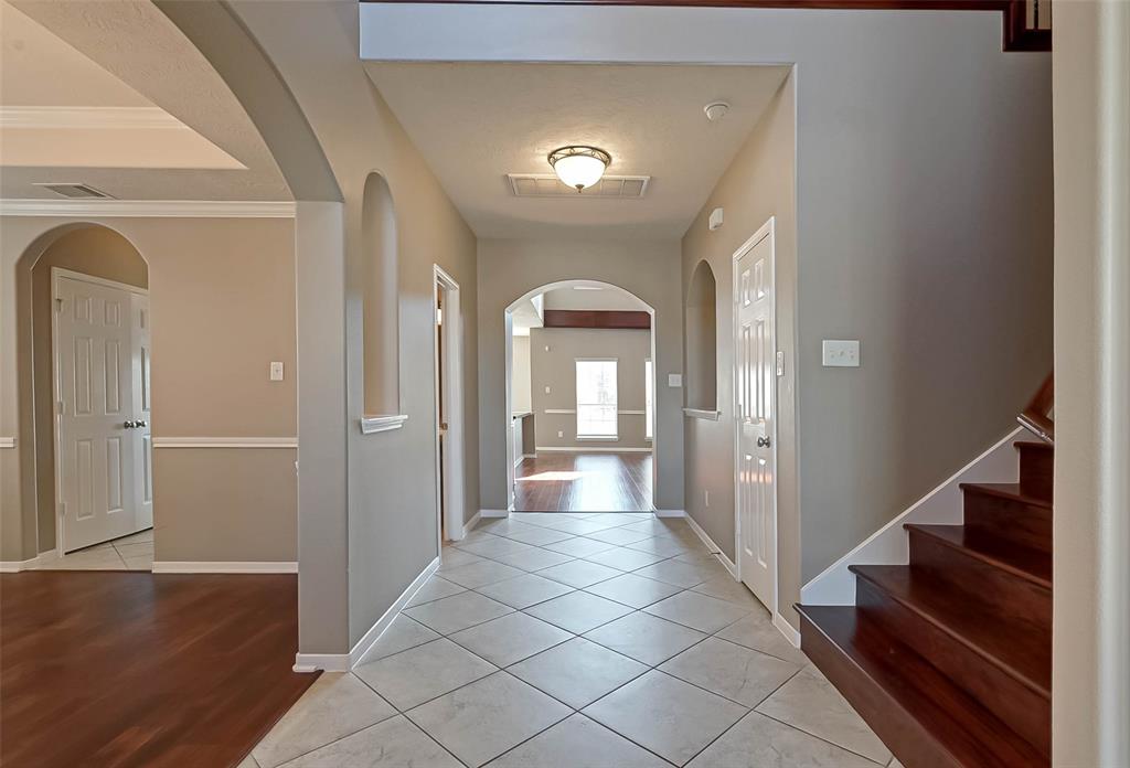 26011 2 Pebble Terrane Lane, Katy, Texas 77494, 4 Bedrooms Bedrooms, 10 Rooms Rooms,3 BathroomsBathrooms,Single-family,For Sale,Pebble Terrane,54985920