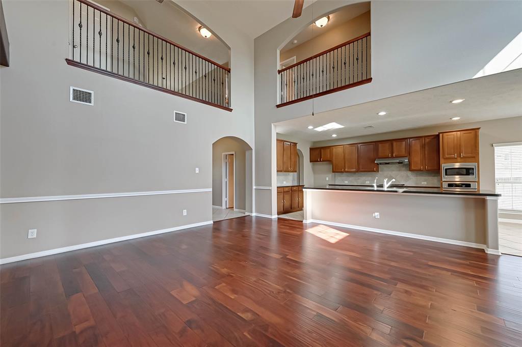 26011 2 Pebble Terrane Lane, Katy, Texas 77494, 4 Bedrooms Bedrooms, 10 Rooms Rooms,3 BathroomsBathrooms,Single-family,For Sale,Pebble Terrane,54985920