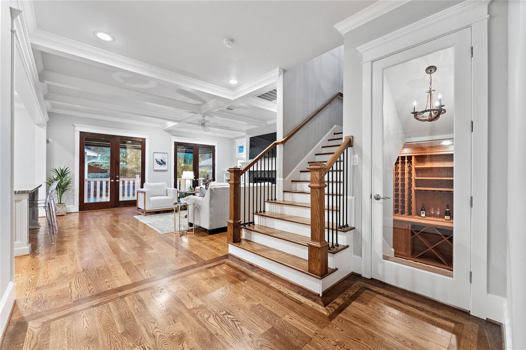 307 2 25th Street, Houston, Texas 77008, 4 Bedrooms Bedrooms, 8 Rooms Rooms,4 BathroomsBathrooms,Single-family,For Sale,25th,70071508