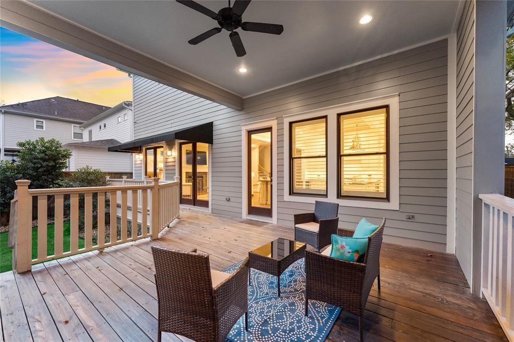 307 2 25th Street, Houston, Texas 77008, 4 Bedrooms Bedrooms, 8 Rooms Rooms,4 BathroomsBathrooms,Single-family,For Sale,25th,70071508