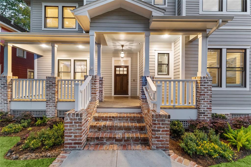 307 2 25th Street, Houston, Texas 77008, 4 Bedrooms Bedrooms, 8 Rooms Rooms,4 BathroomsBathrooms,Single-family,For Sale,25th,70071508
