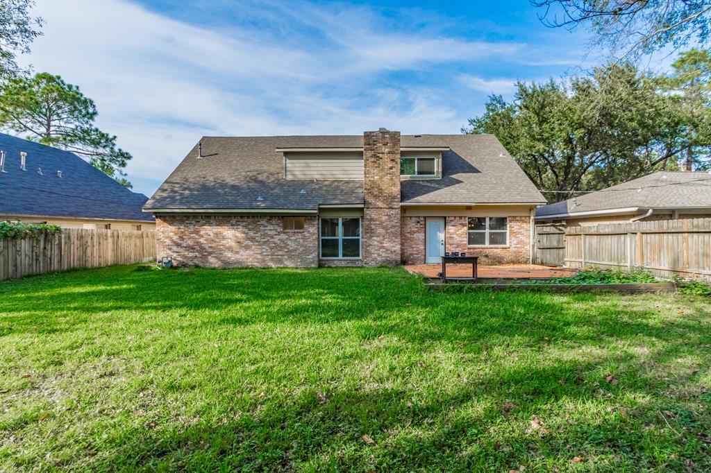 12407 2 Whittington Drive, Houston, Texas 77077, 4 Bedrooms Bedrooms, 8 Rooms Rooms,2 BathroomsBathrooms,Single-family,For Sale,Whittington,39839559