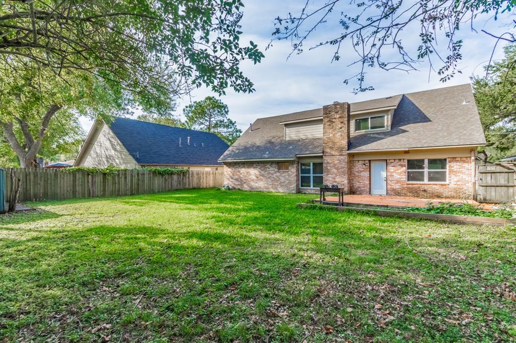 12407 2 Whittington Drive, Houston, Texas 77077, 4 Bedrooms Bedrooms, 8 Rooms Rooms,2 BathroomsBathrooms,Single-family,For Sale,Whittington,39839559